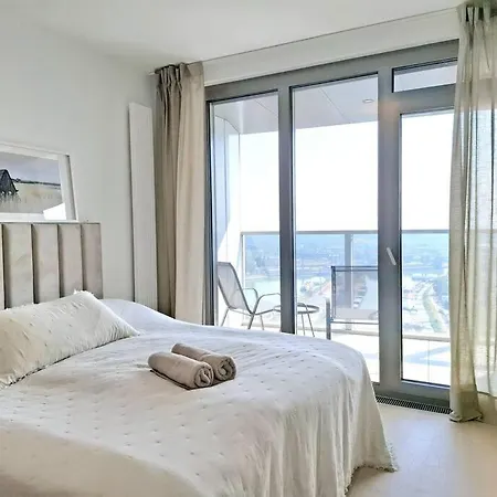 Eurovea Tower - Unikat Na Dunaji *