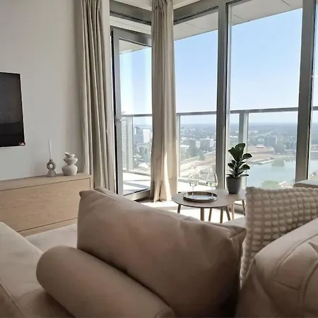 Eurovea Tower - Unikát Na Dunaji *