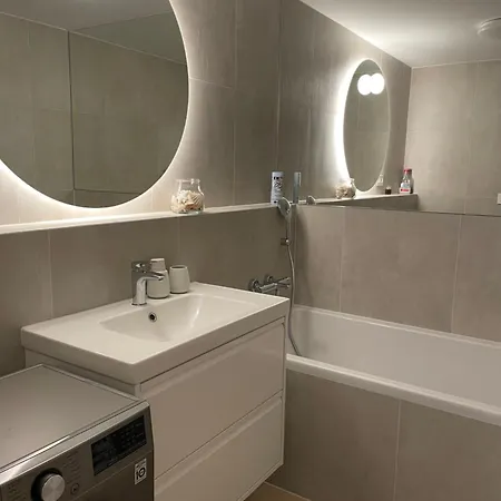 Appartamento Eurovea Tower - Unikát Na Dunaji *