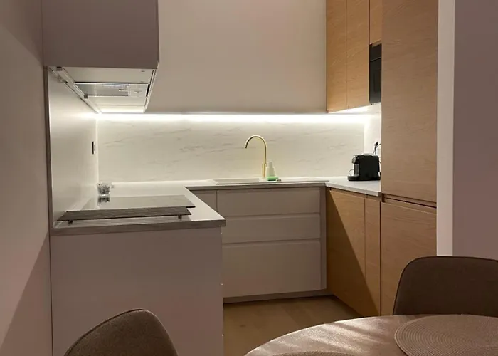 Eurovea Tower - Unikat Na Dunaji Pressburg